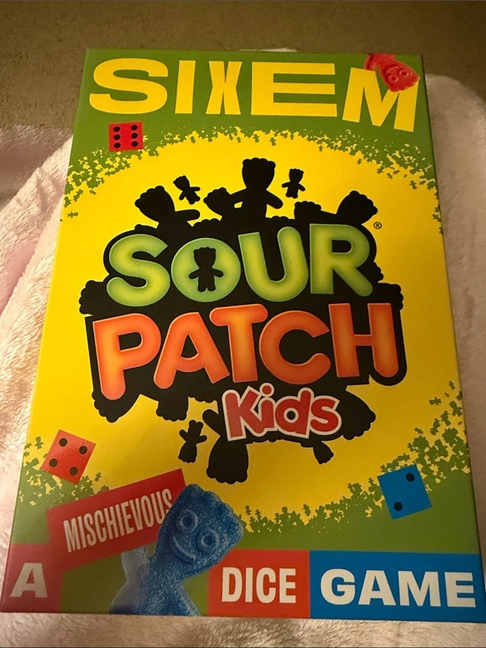 NIB Hootenanny Games Sixem Sour Patch Kids Dice Game Party Game